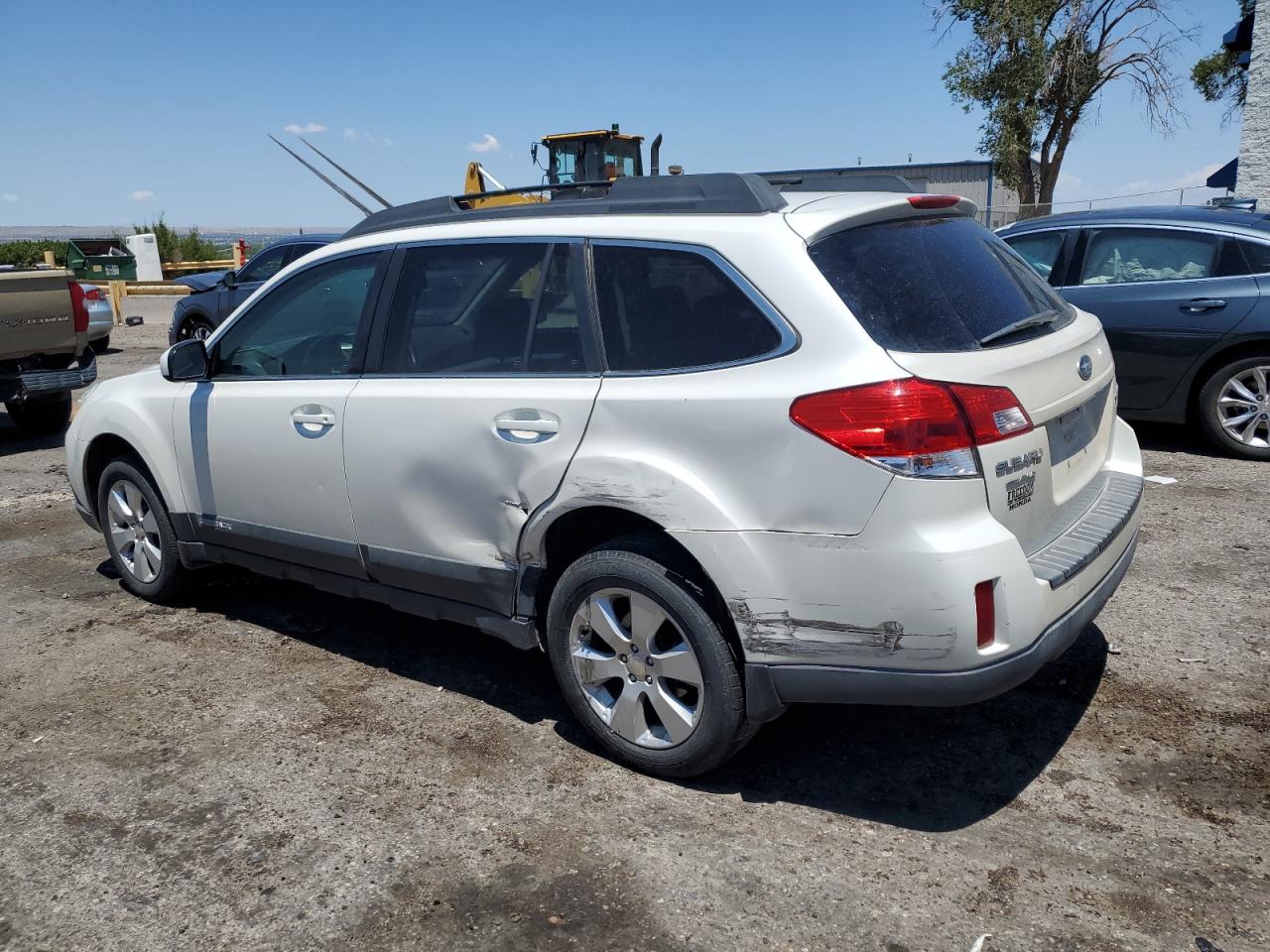 2010 Subaru Outback - Image 2