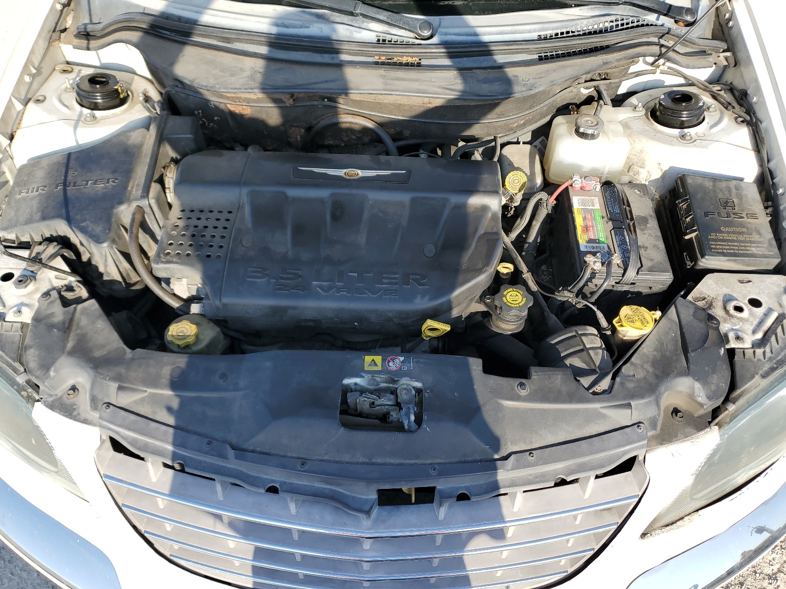 2C8GM68474R628953 2004 Chrysler Pacifica