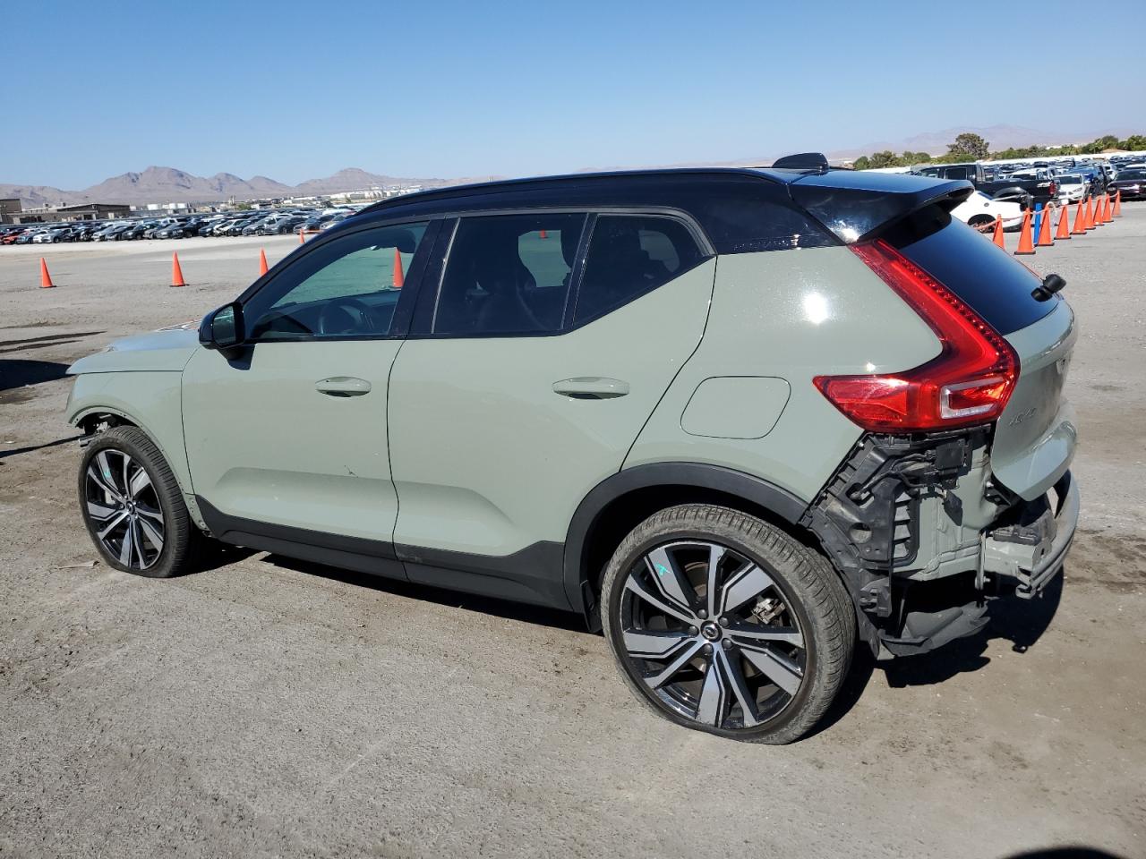 2022 Volvo Xc40 P8 Recharge Plus VIN: YV4ED3UR8N2657156 Lot: 65199154