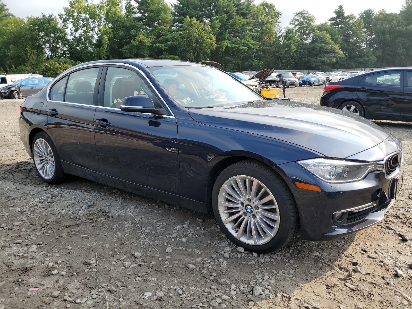 2014 BMW 335 Xi vin: WBA3B9G50ENR92306