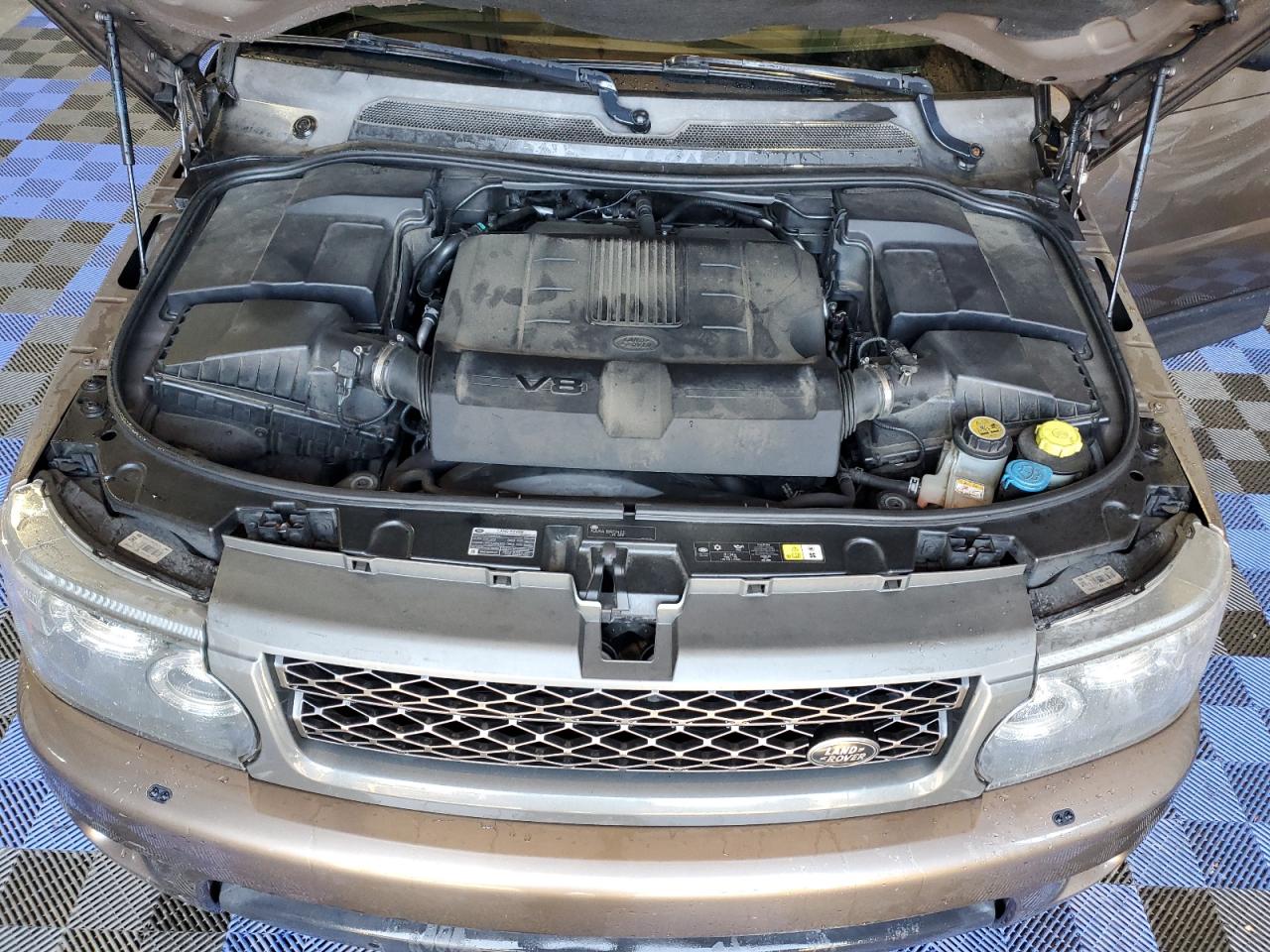 2011 Land Rover Range Rover Sport Lux VIN: SALSK2D4XBA700027 Lot: 62525094