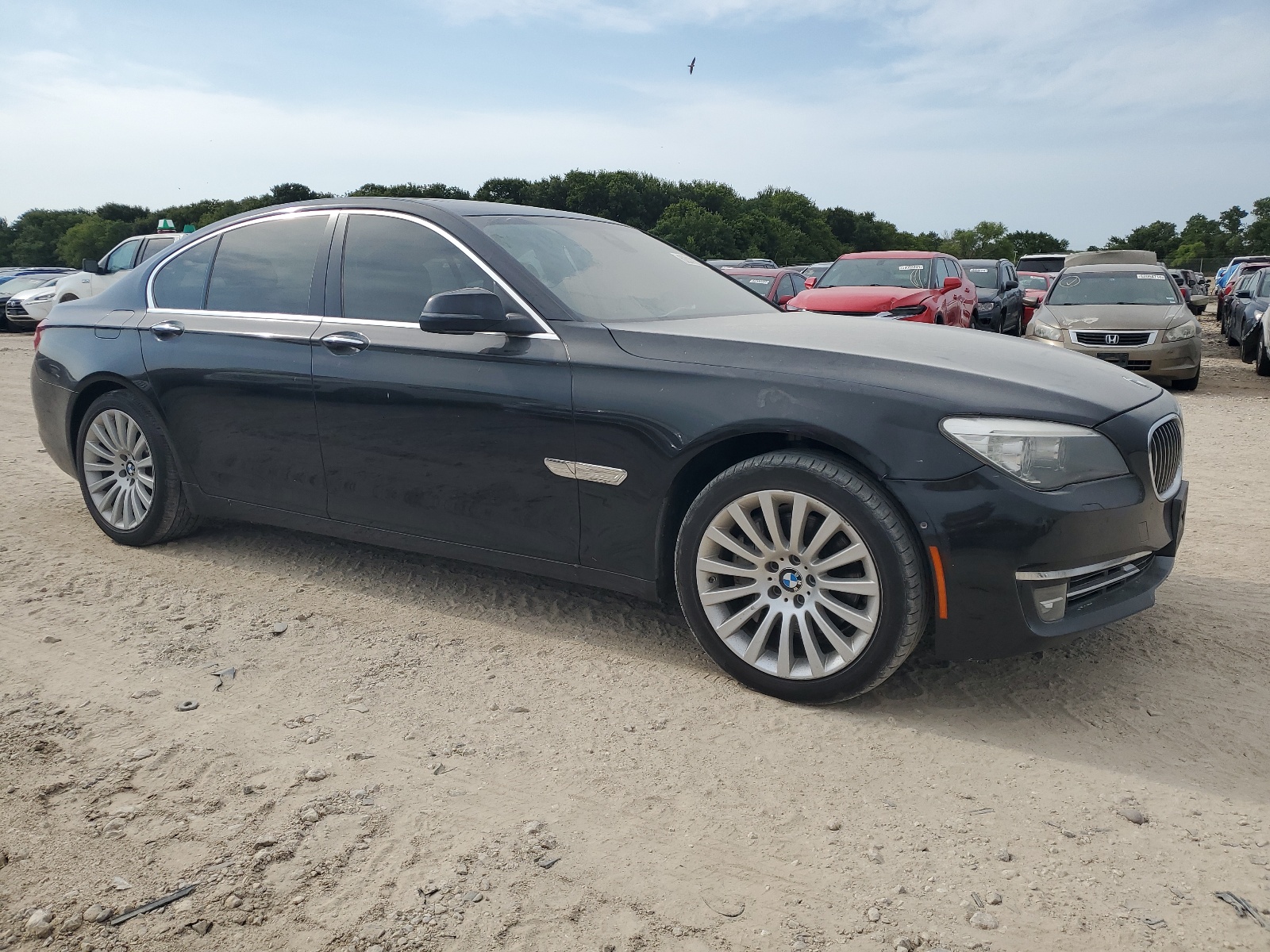 2013 BMW 740 I vin: WBAYA6C51DC995075