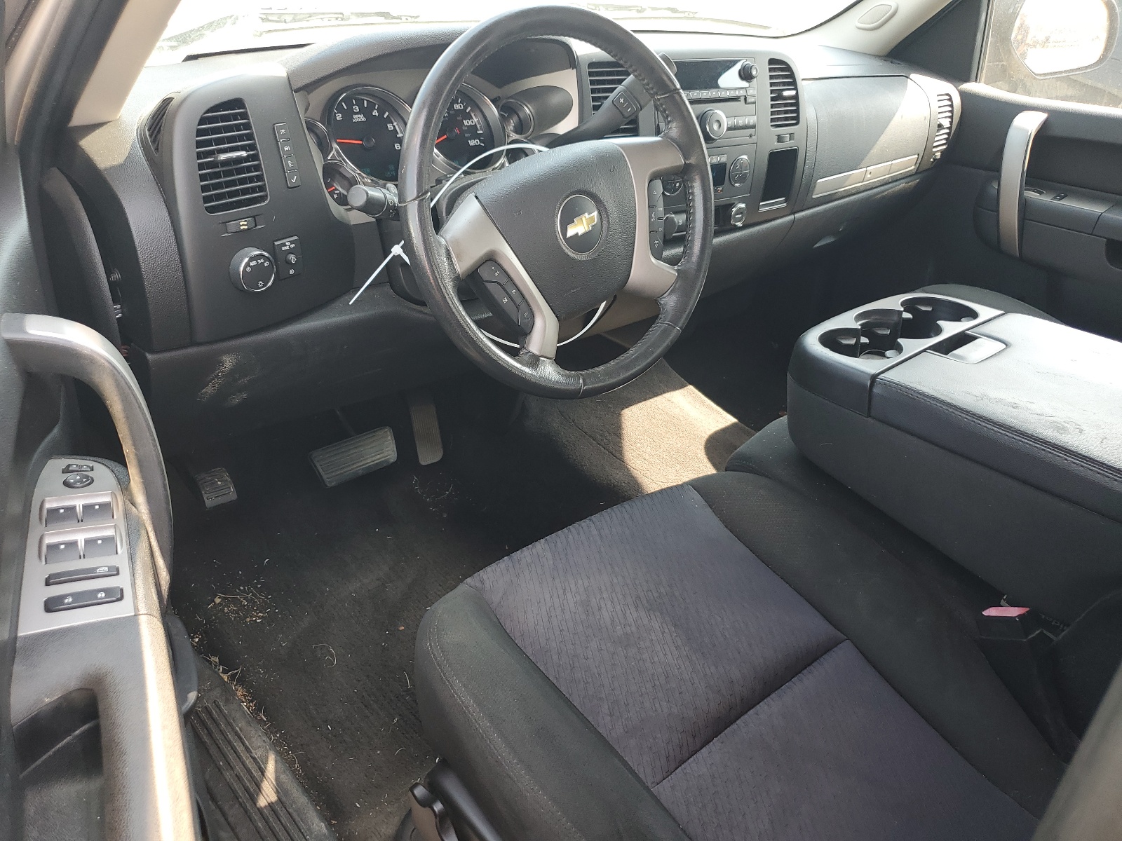 1GCRCSE06BZ192994 2011 Chevrolet Silverado C1500 Lt