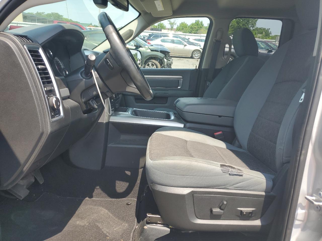 2017 Ram 1500 Slt VIN: 1C6RR7GT5HS750815 Lot: 63052084