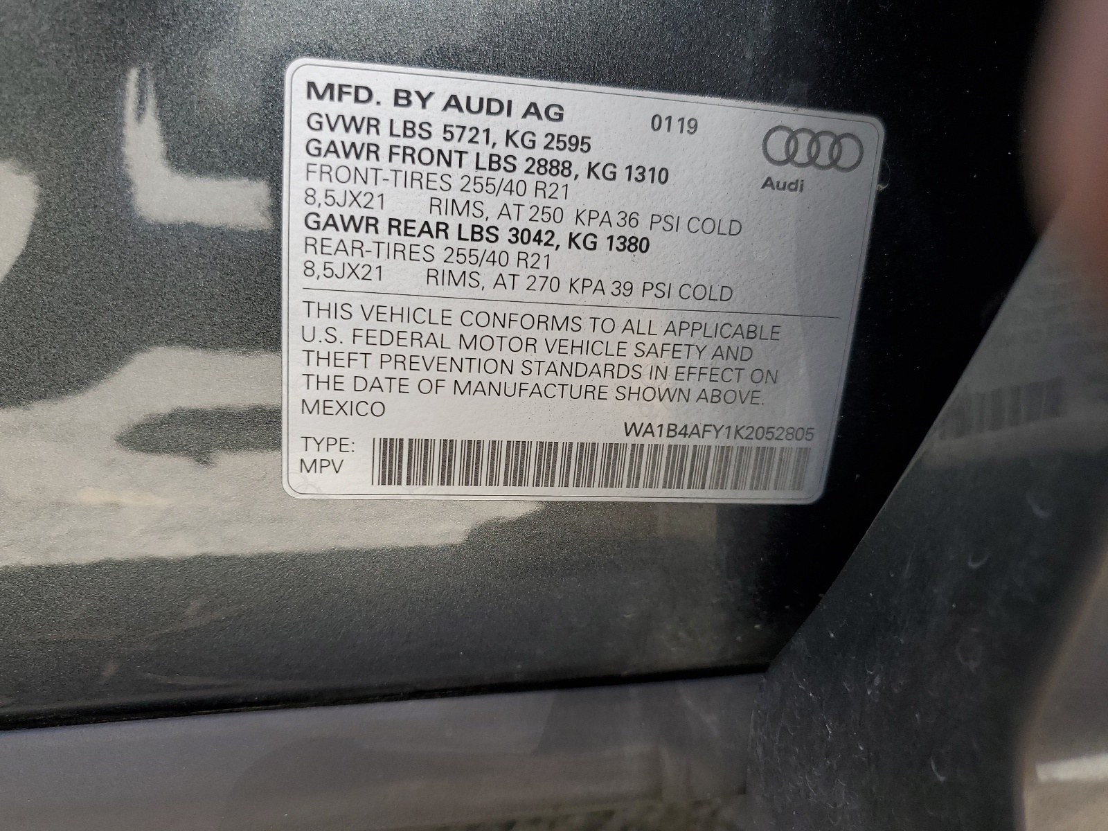 WA1B4AFY1K2052805 2019 Audi Sq5 Premium Plus