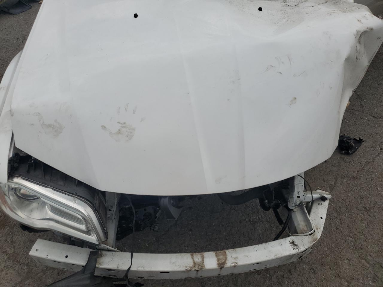 2014 Chrysler 300 VIN: 2C3CCAAG2EH181325 Lot: 64856834