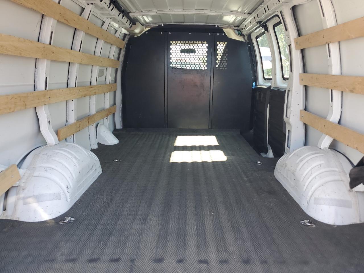 2022 Chevrolet Express G2500 VIN: 1GCWGAFP1N1173544 Lot: 65014324