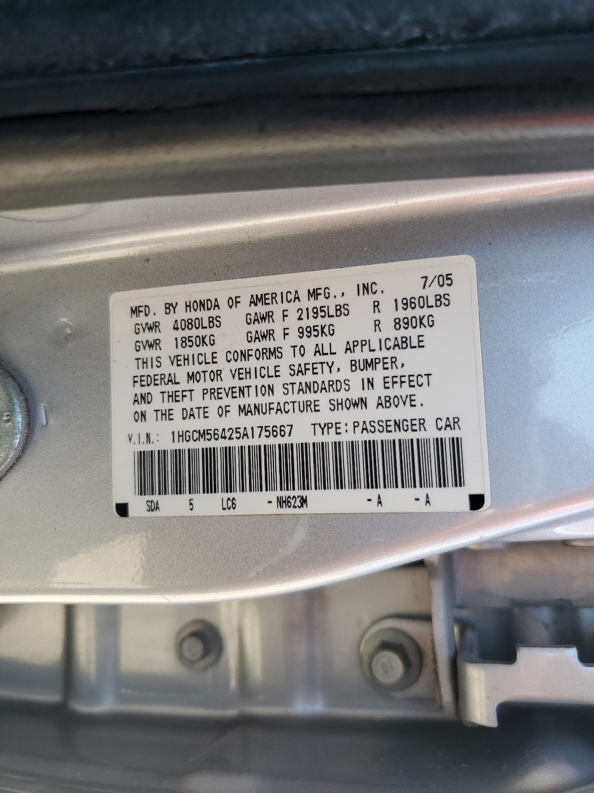 1HGCM56425A175667 2005 Honda Accord Lx