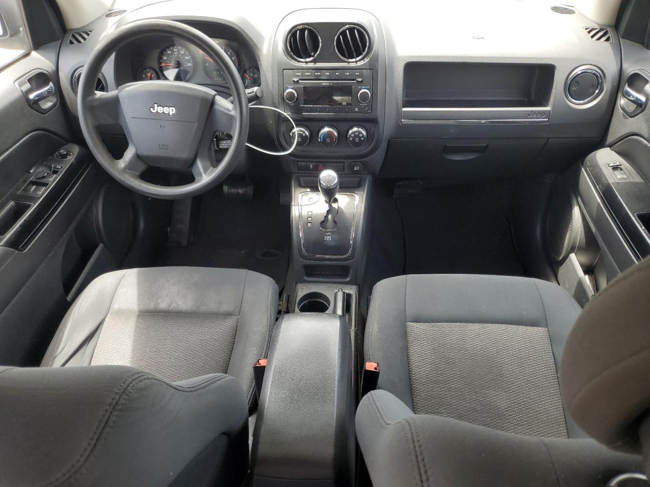 2010 Jeep Compass Sport VIN: 1J4NF4FB8AD572104 Lot: 62652654