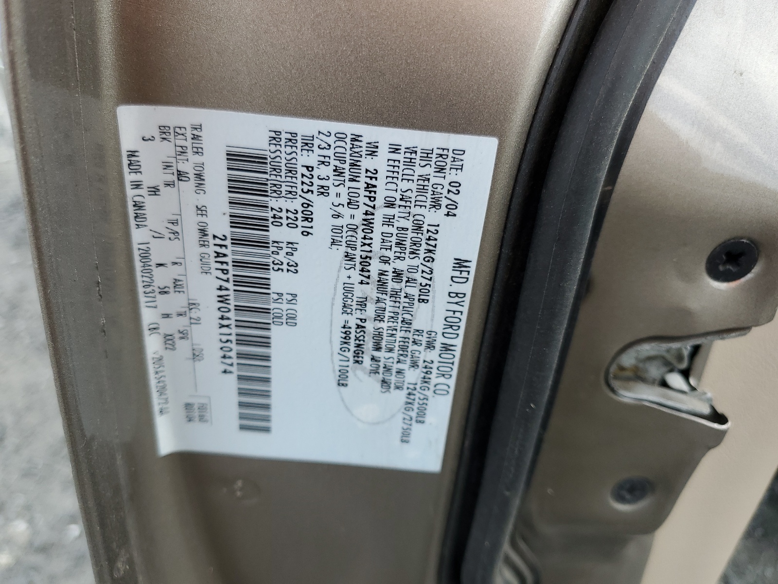 2FAFP74W04X150474 2004 Ford Crown Victoria Lx