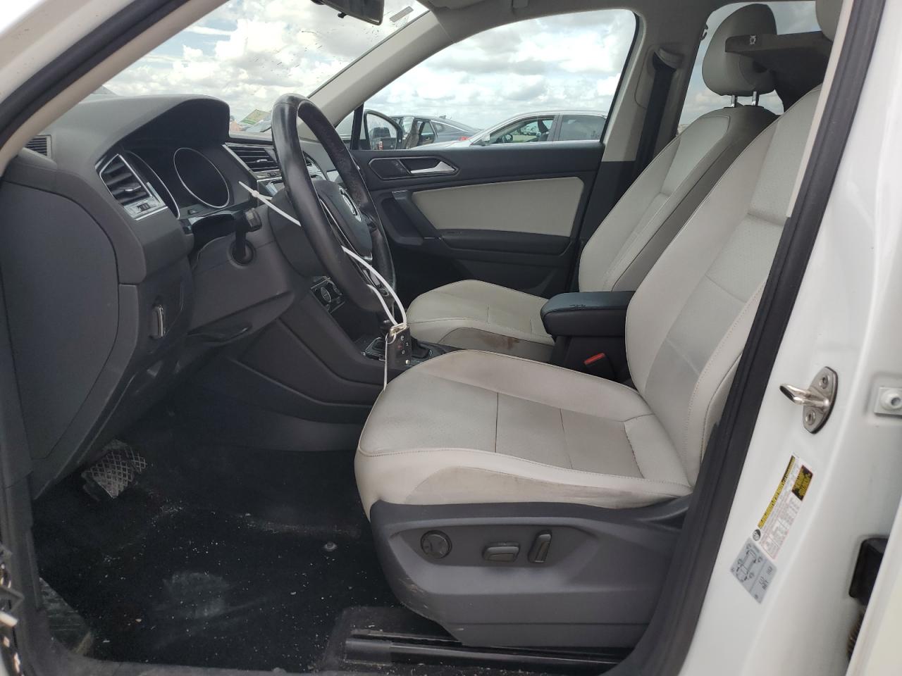 2018 Volkswagen Tiguan Se VIN: 3VV3B7AX0JM085837 Lot: 64197744