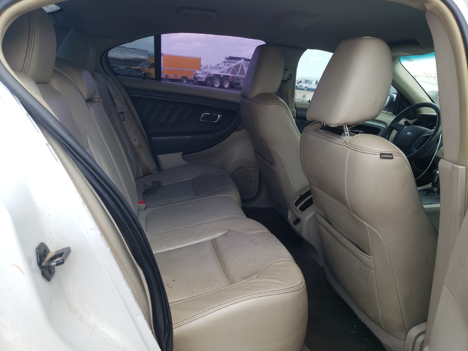 1FAHP2EW1AG145375 2010 Ford Taurus Sel