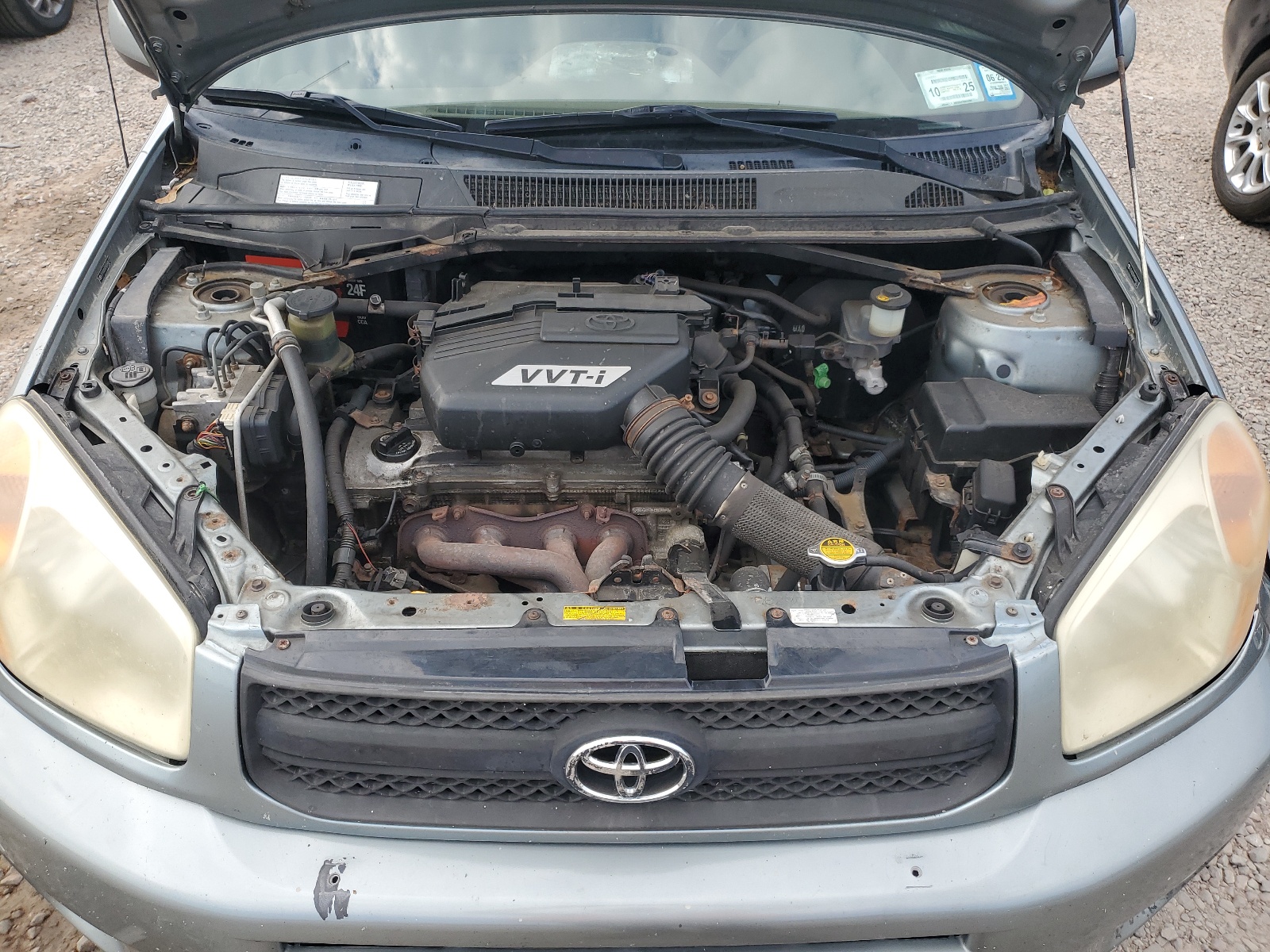 JTEHD20V050069272 2005 Toyota Rav4