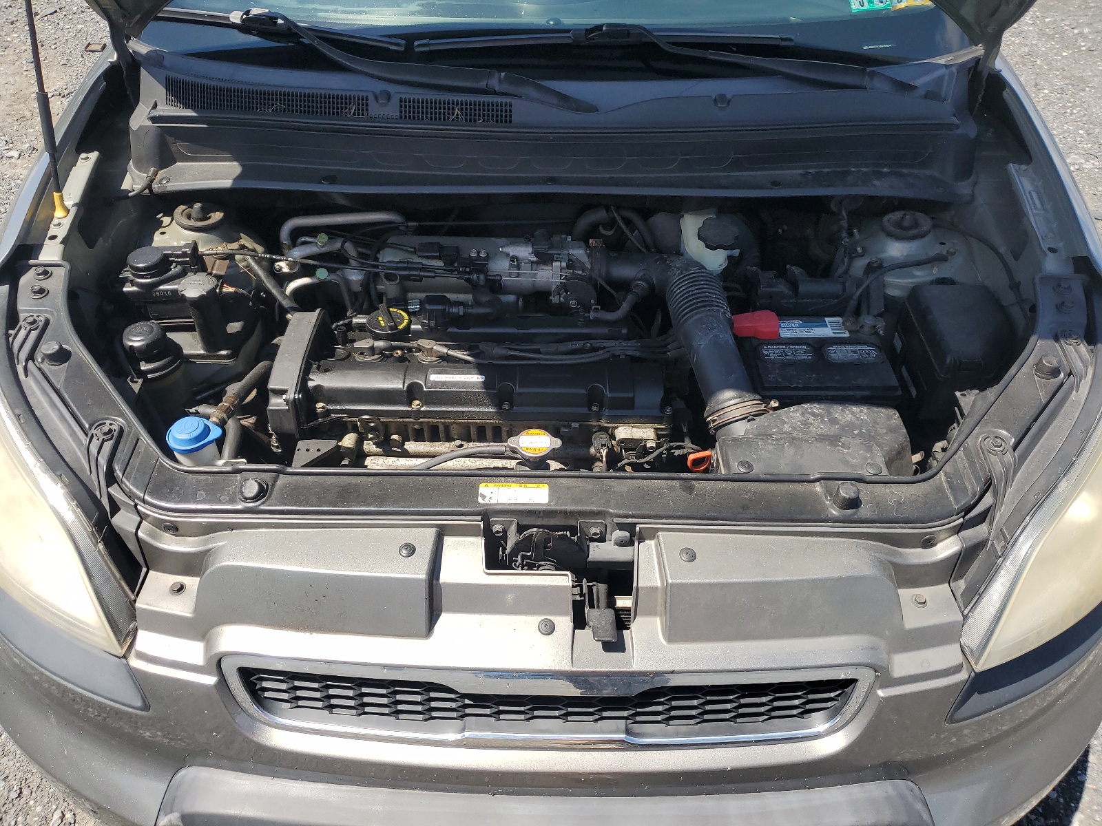 KNDJT2A24A7113935 2010 Kia Soul +