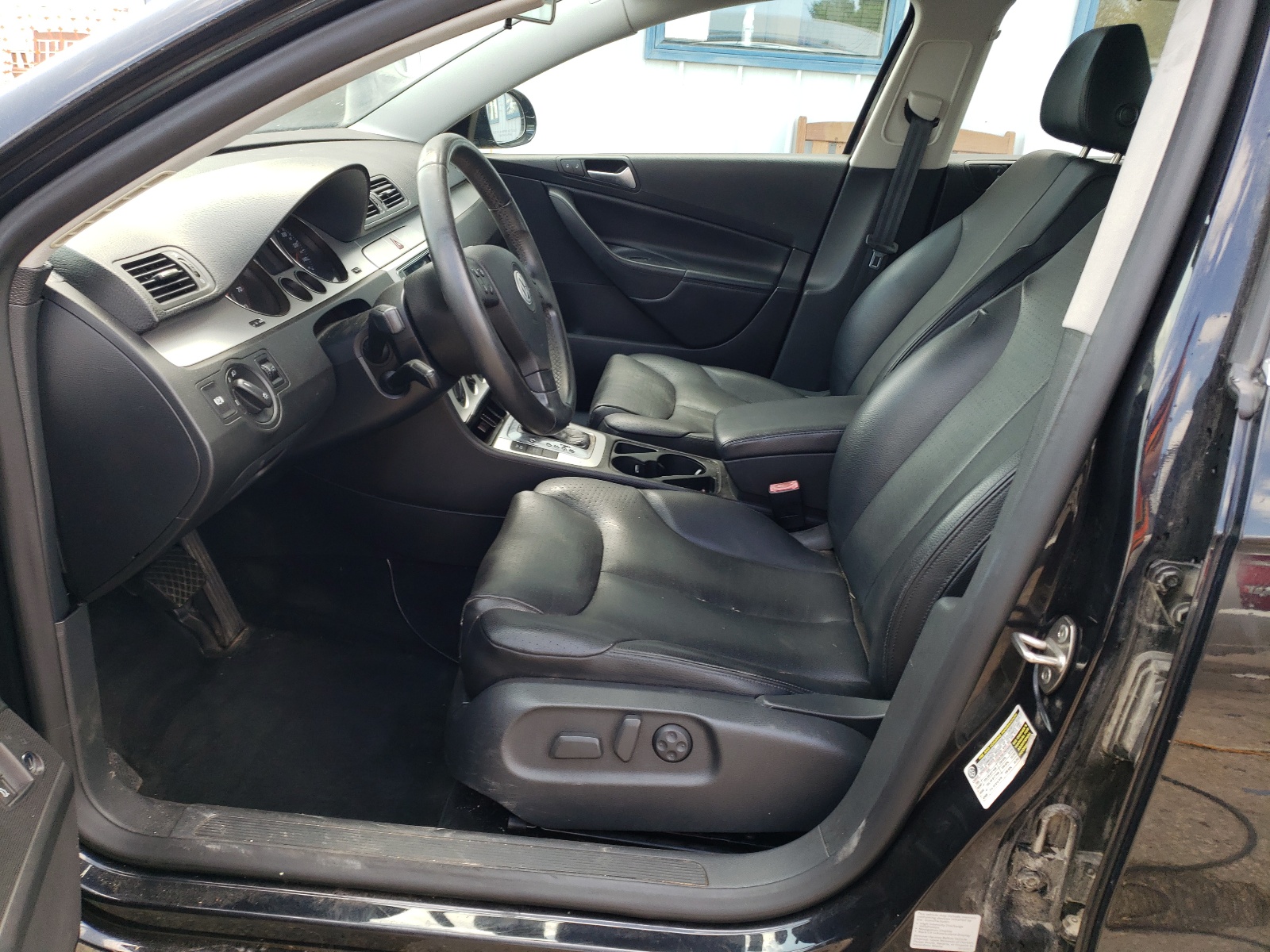 WVWJK73C89P043857 2009 Volkswagen Passat Turbo