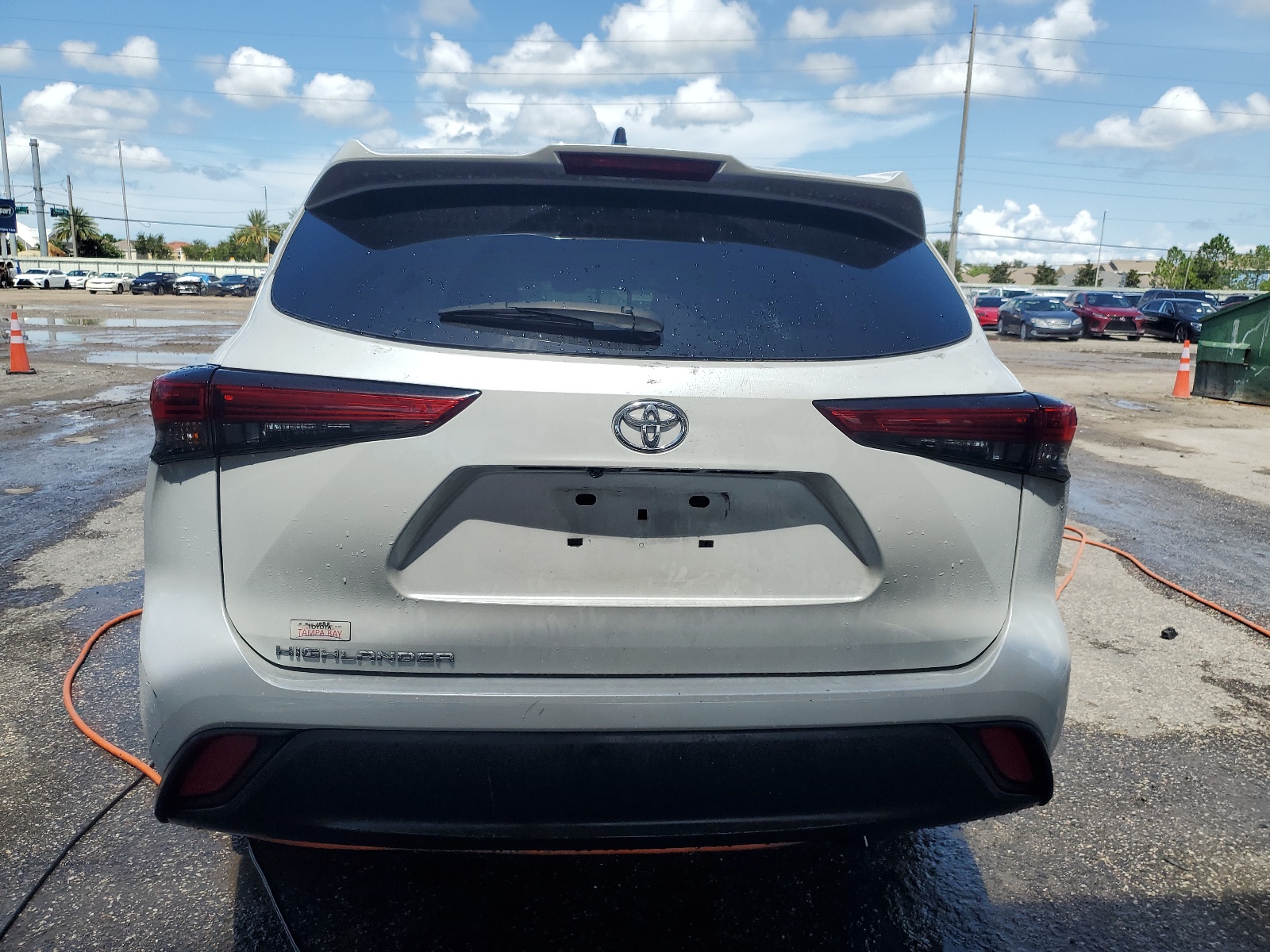 5TDCZRAH7NS098959 2022 Toyota Highlander L