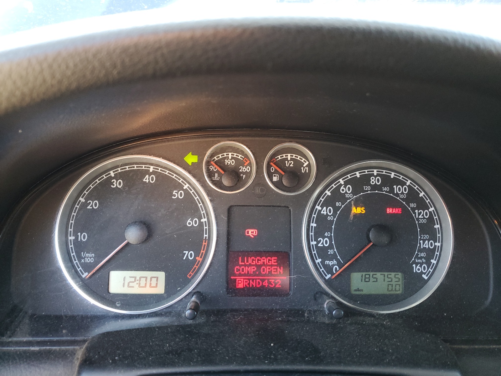 WVWYH63B53E124882 2003 Volkswagen Passat Glx 4Motion