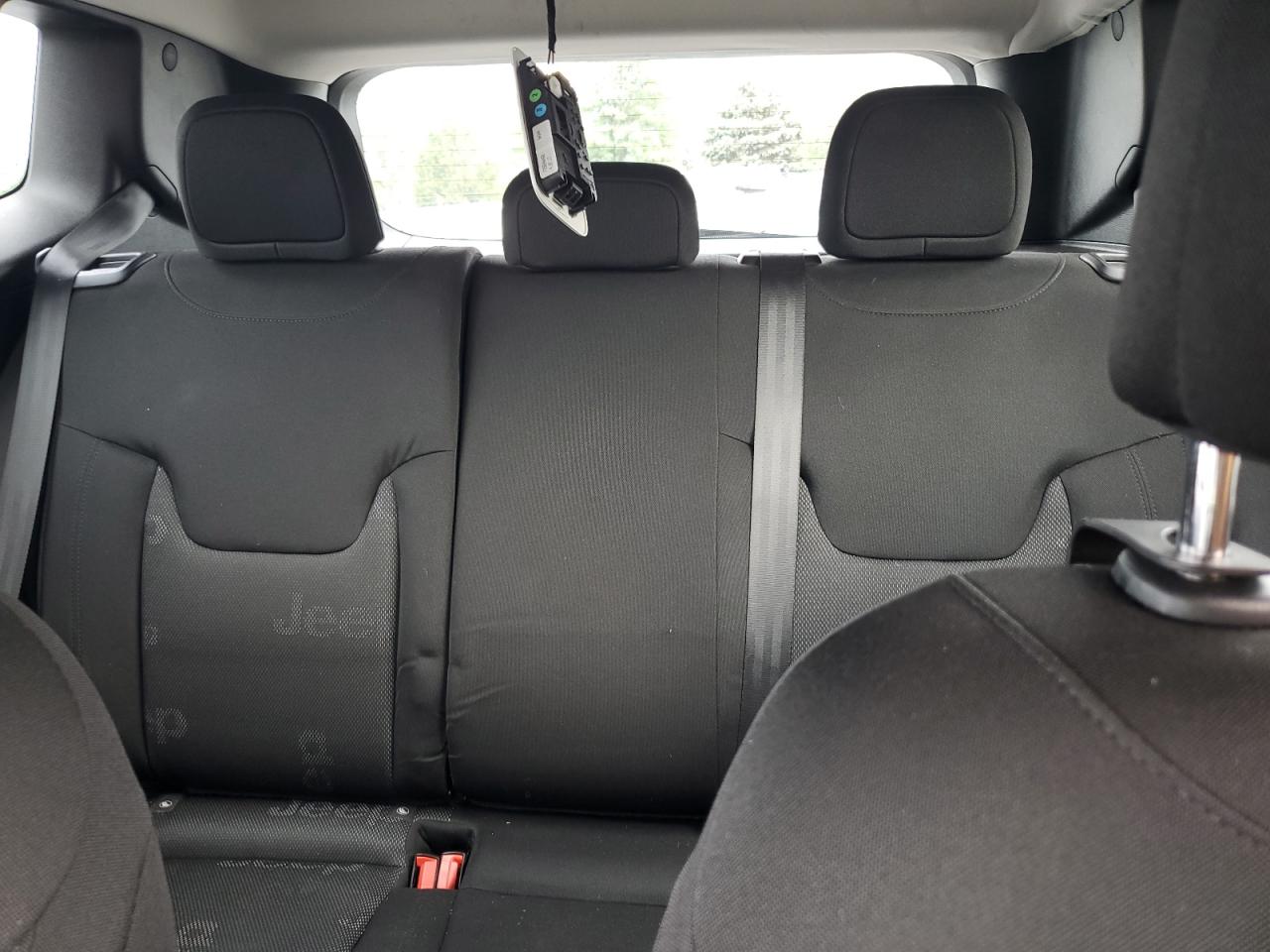 2017 Jeep Renegade Sport VIN: ZACCJBAB0HPG04191 Lot: 63841524