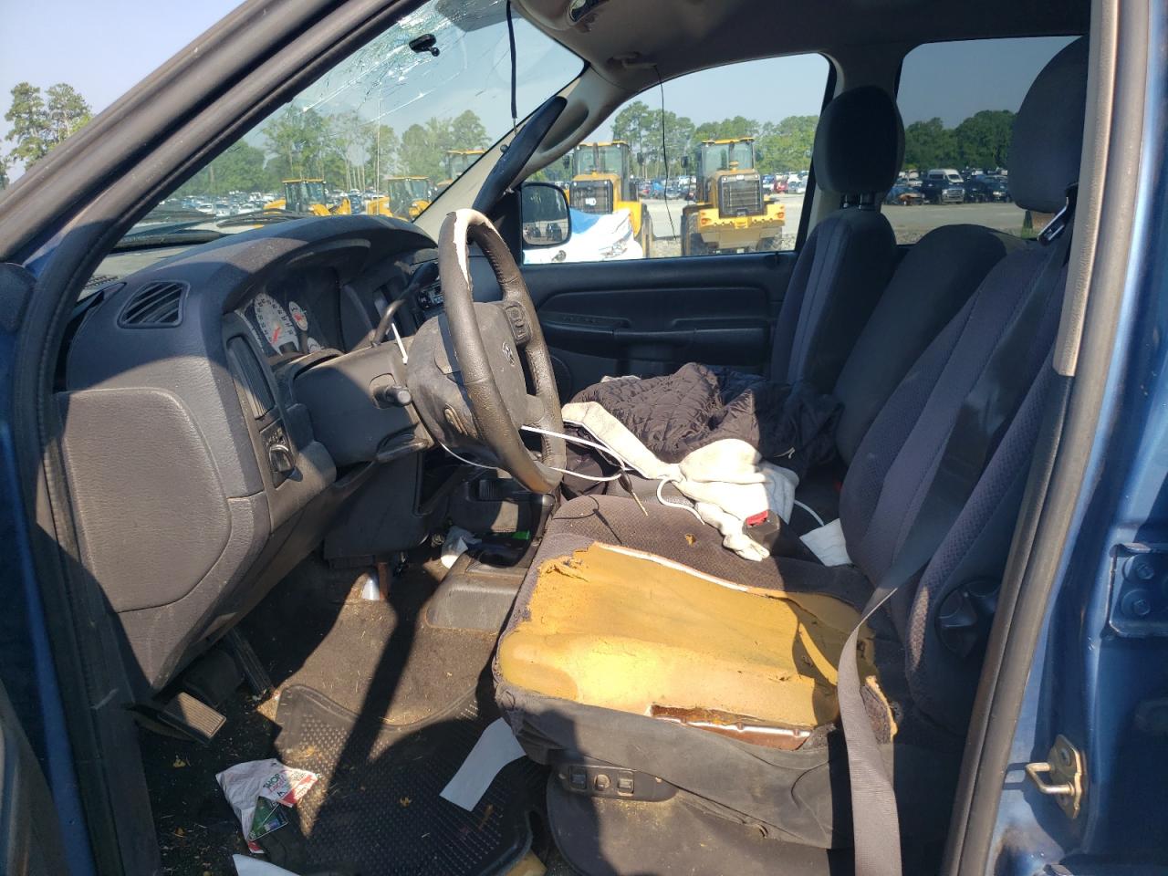 2004 Dodge Ram 1500 St VIN: 1D7HU18D24J257882 Lot: 62698764