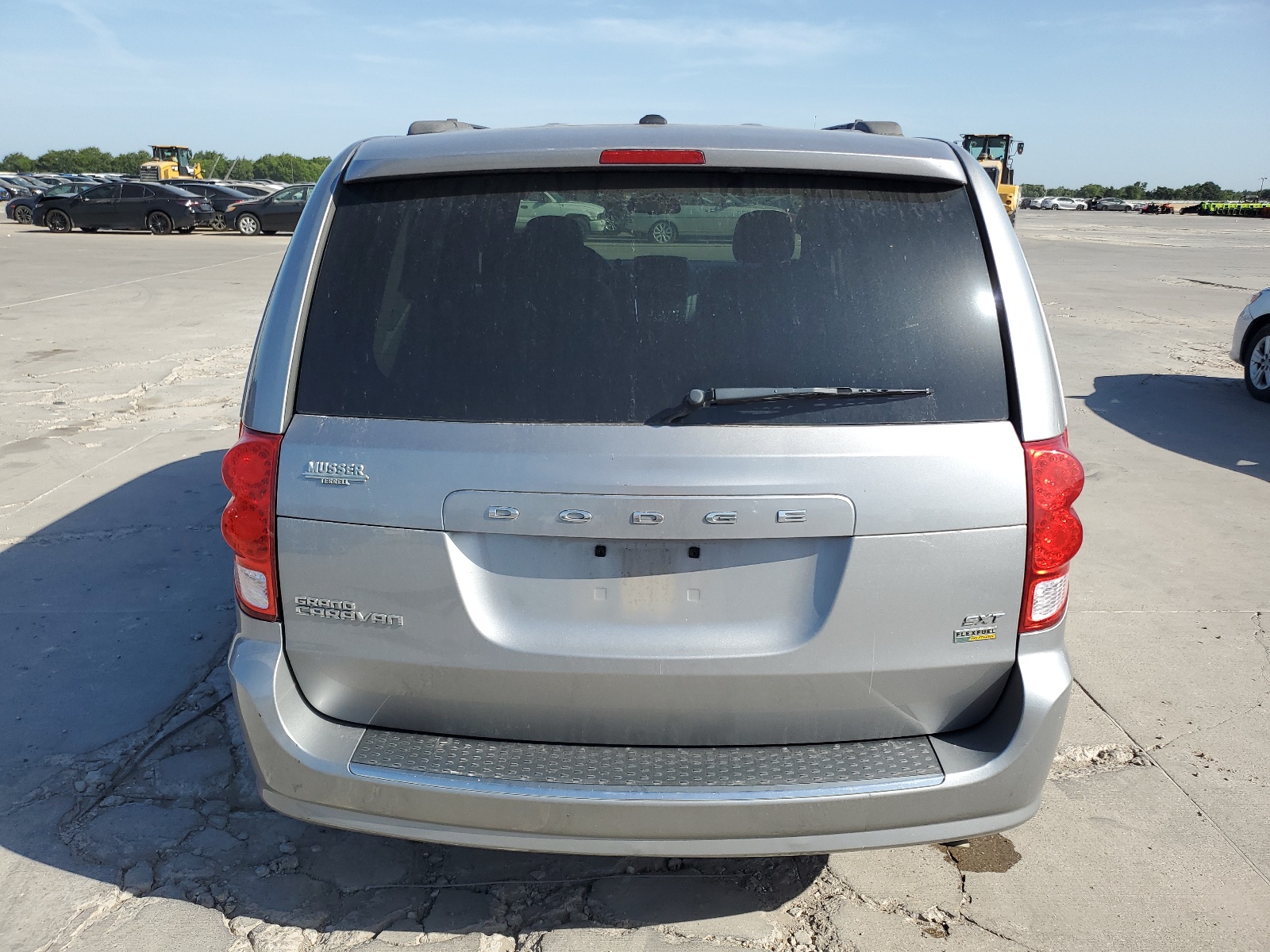 2C4RDGCG5HR545626 2017 Dodge Grand Caravan Sxt