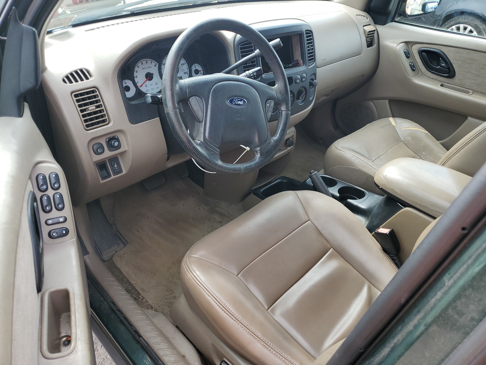 1FMYU04142KC31657 2002 Ford Escape Xlt