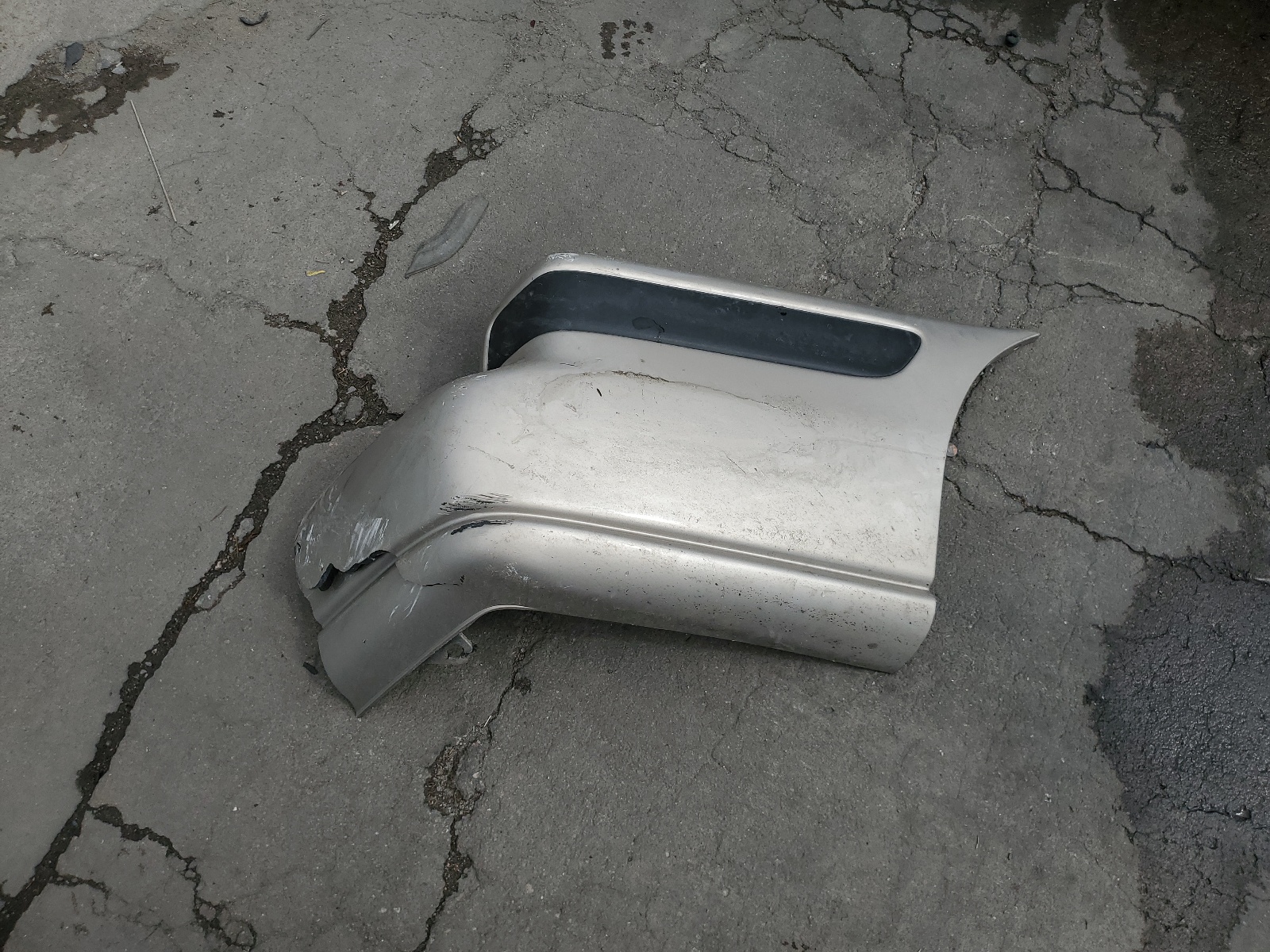 1GNDX03E0XD127930 1999 Chevrolet Venture