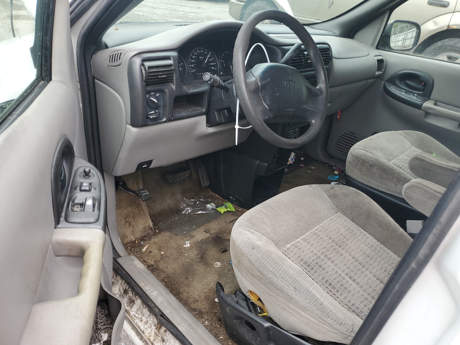 1GNDX03E54D185883 2004 Chevrolet Venture