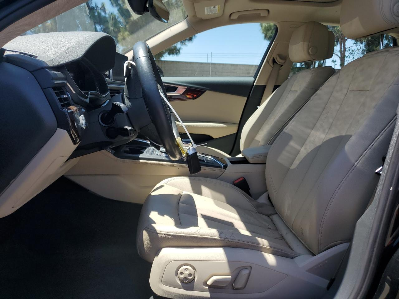 2019 Audi A4 Premium Plus VIN: WAUENAF47KN019011 Lot: 65247764