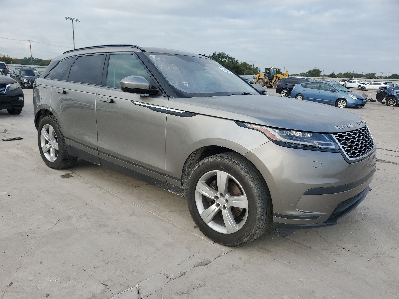 2018 Land Rover Range Rover Velar S vin: SALYB2RXXJA777041