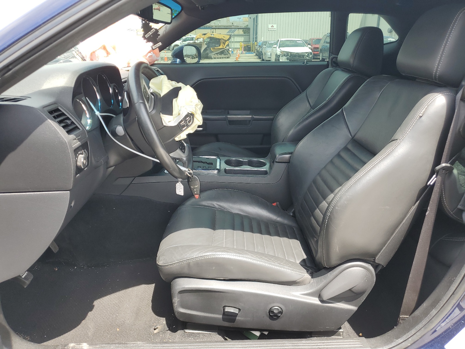 2C3CDYBT9DH566008 2013 Dodge Challenger R/T