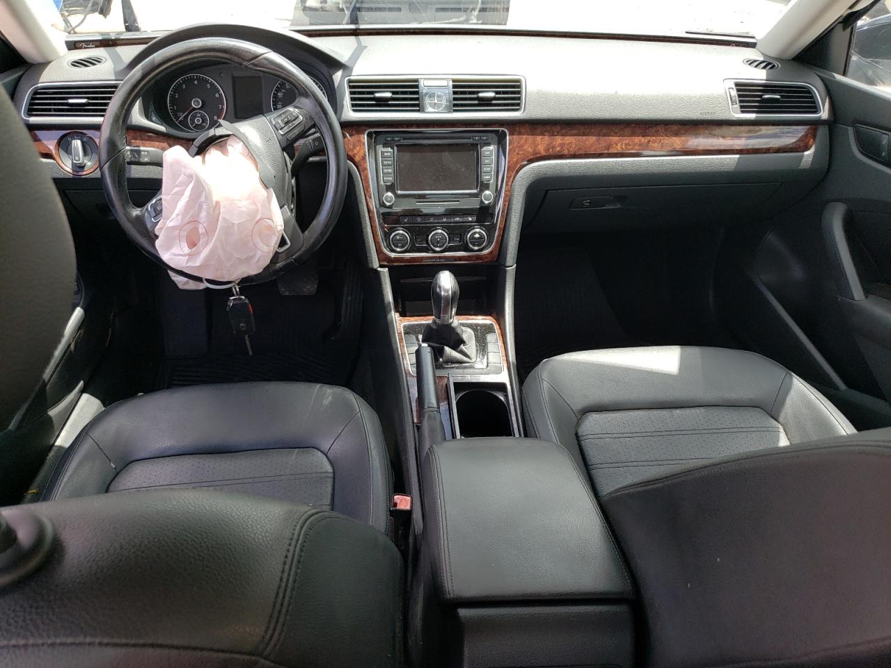 2012 Volkswagen Passat Sel VIN: 1VWCH7A39CC030282 Lot: 63219604