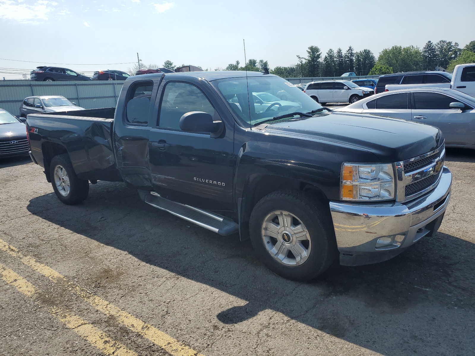 2013 Chevrolet Silverado K1500 Lt vin: 1GCRKSE06DZ333696