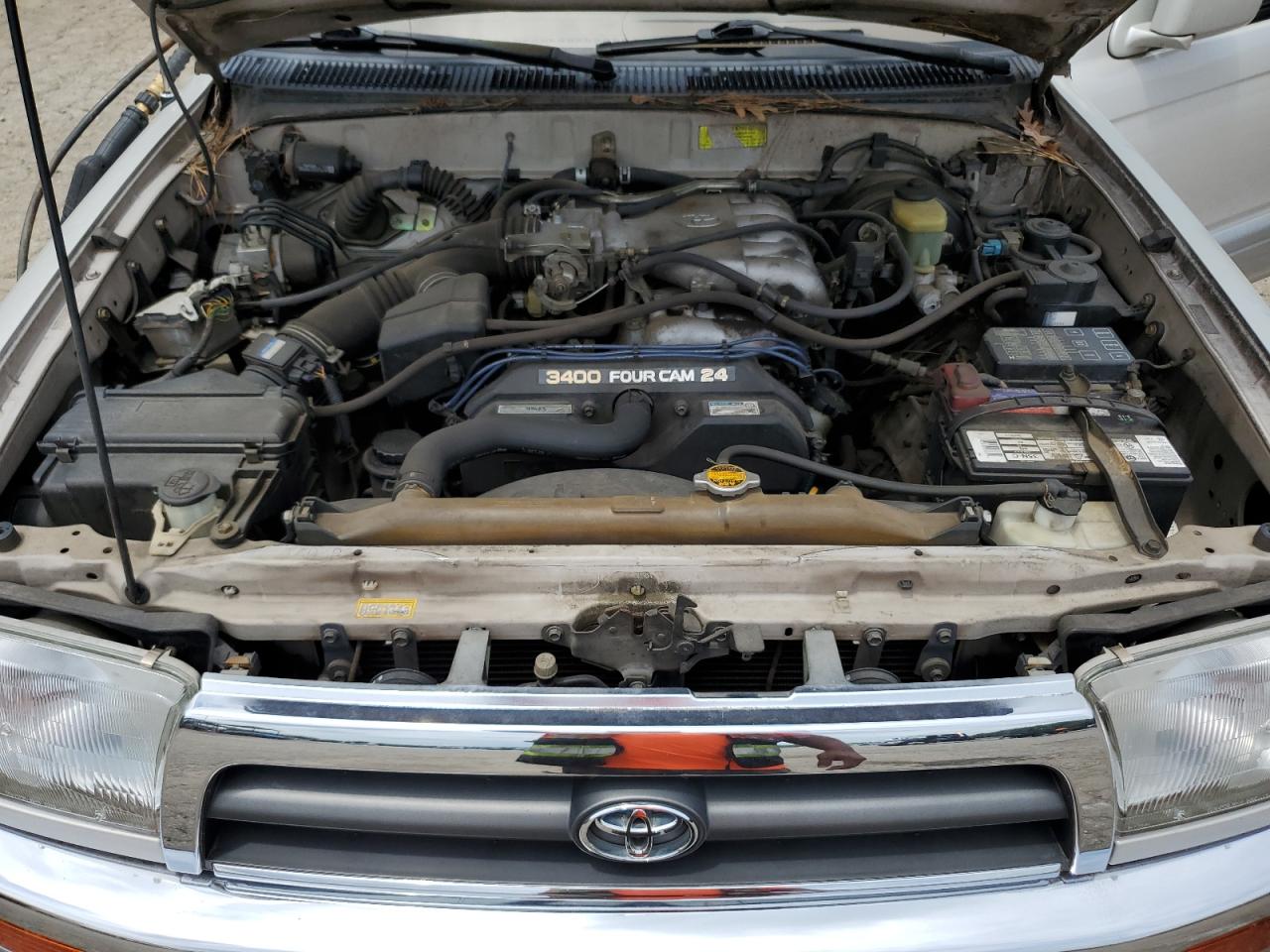 1998 Toyota 4Runner Limited VIN: JT3GN87R3W0086548 Lot: 63770214