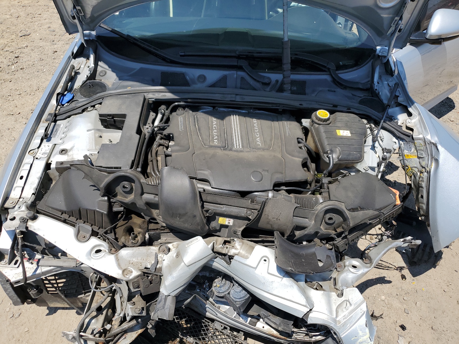 SAJWJ0FF4F8U55531 2015 Jaguar Xf 3.0 Sport Awd