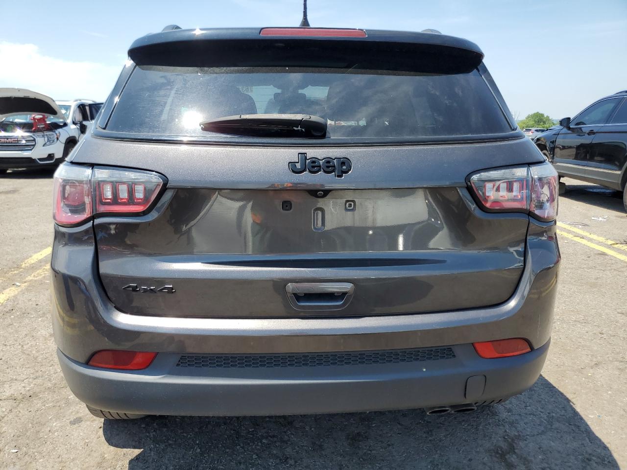 2019 Jeep Compass Latitude VIN: 3C4NJDBB8KT598966 Lot: 63145414