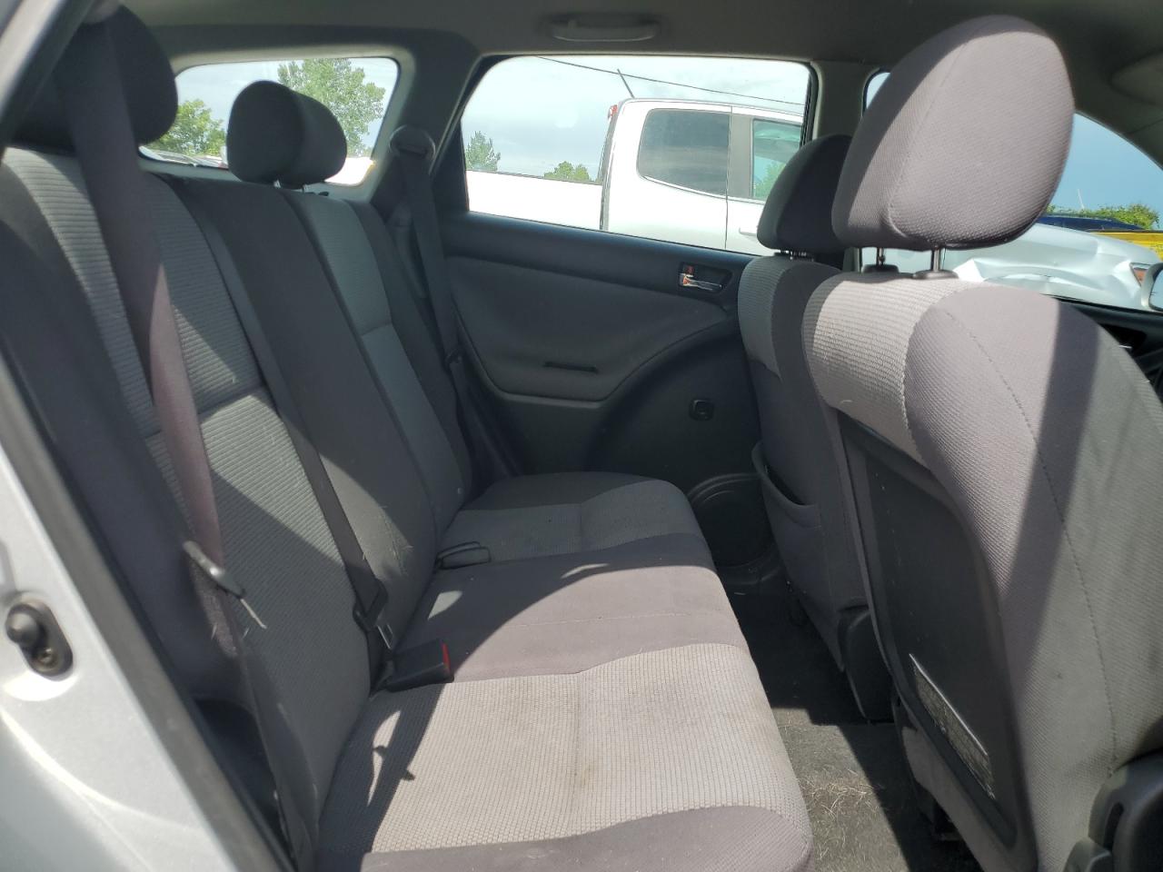 2005 Toyota Corolla Matrix Xr VIN: 2T1KR32E15C464288 Lot: 82457604