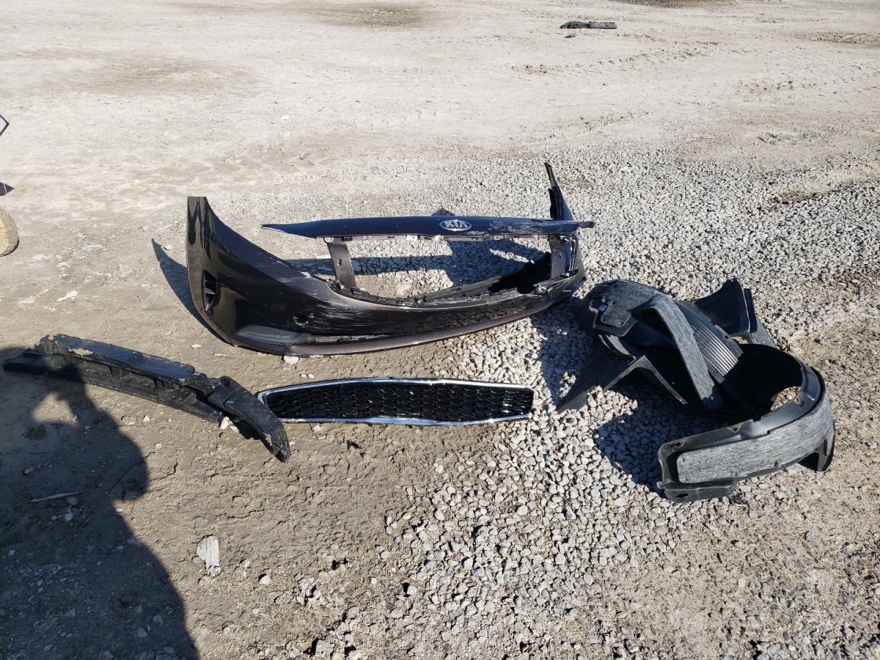 2018 Kia Forte Lx VIN: 3KPFL4A70JE217366 Lot: 62798304