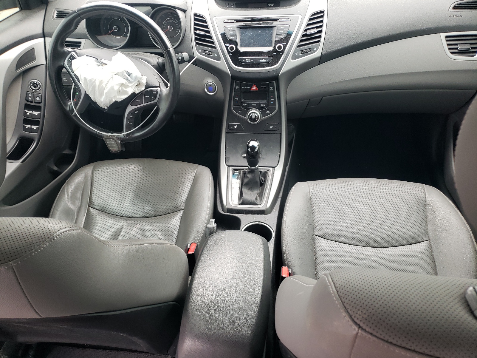 KMHDH4AE8GU586845 2016 Hyundai Elantra Se