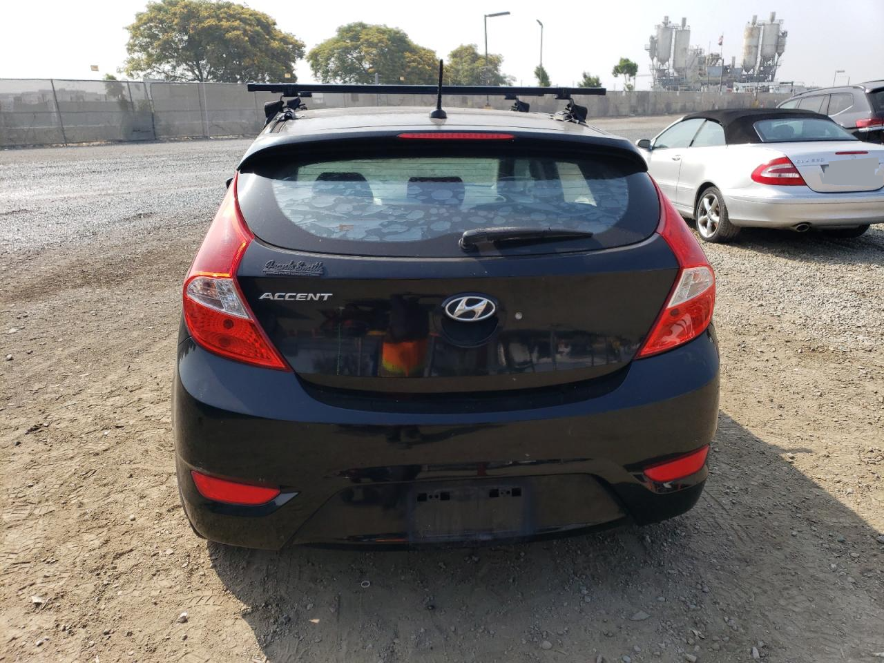 KMHCU5AE2DU137315 2013 Hyundai Accent Gls