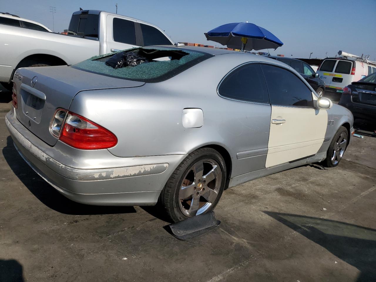 2002 Mercedes-Benz Clk 320 VIN: WDBLJ65G12T126256 Lot: 62559494