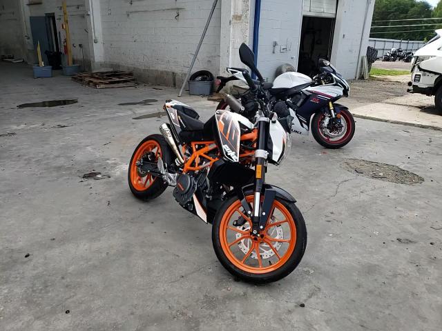 2015 Ktm Rc 390 VIN: MD2JGJ401FC255774 Lot: 64036024