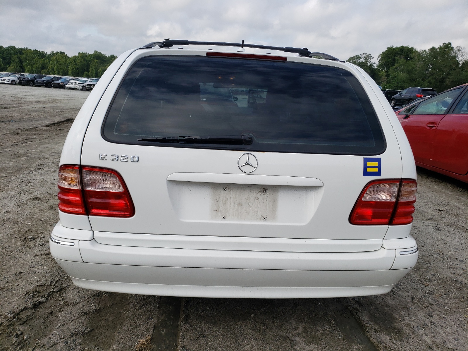 WDBJH65J8YB096055 2000 Mercedes-Benz E 320