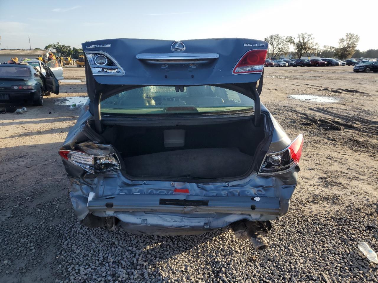 2005 Lexus Es 330 VIN: JTHBA30G555102469 Lot: 63016834