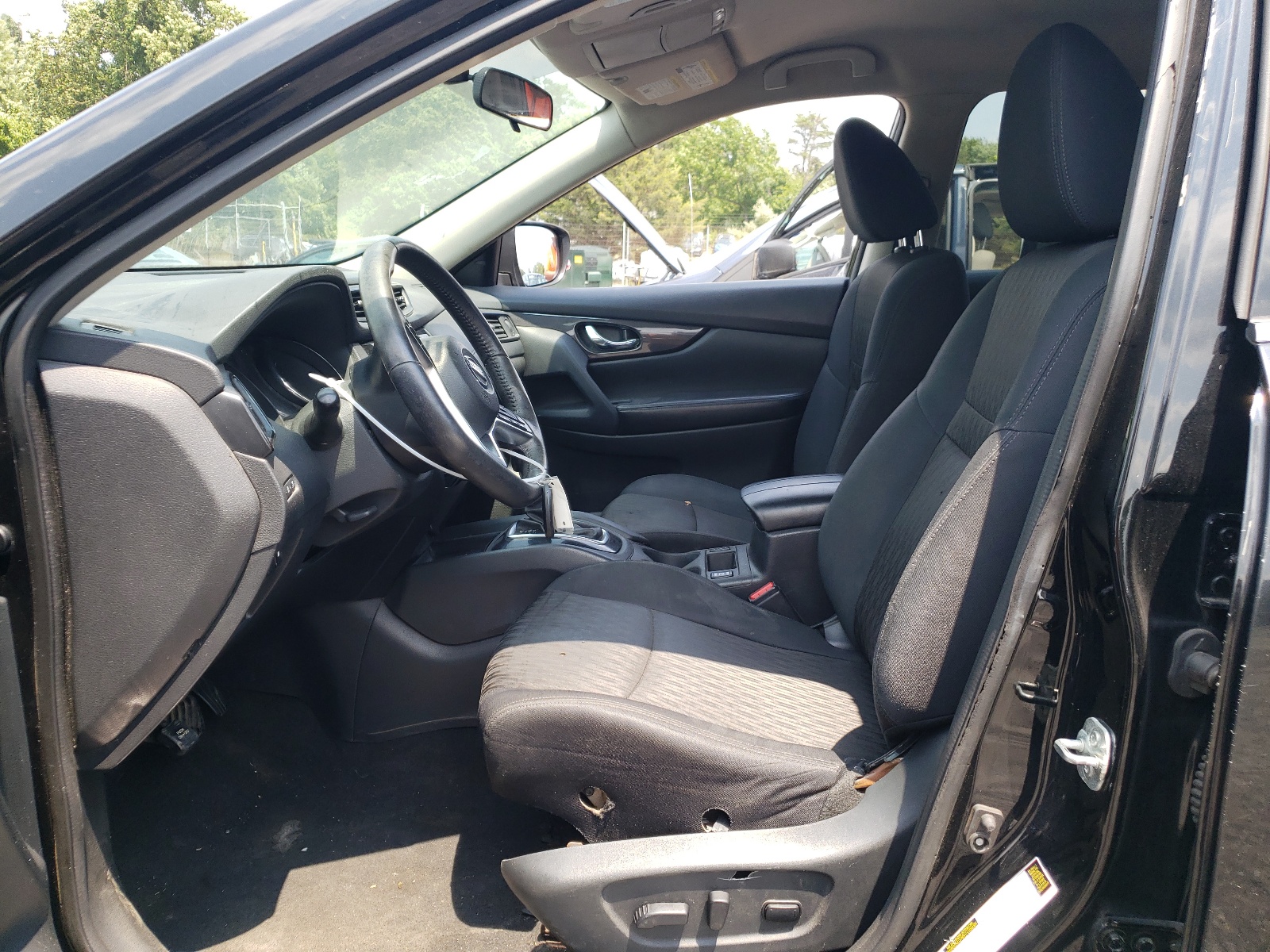 5N1AT2MT4JC777269 2018 Nissan Rogue S