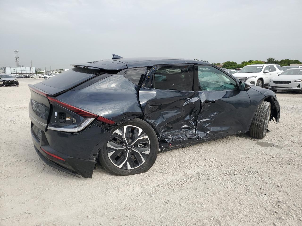 2023 Kia Ev6 Light VIN: KNDC34LA4P5105699 Lot: 62399804