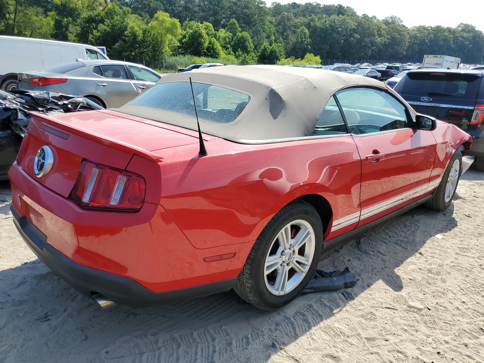 1ZVBP8EN0A5175079 2010 Ford Mustang