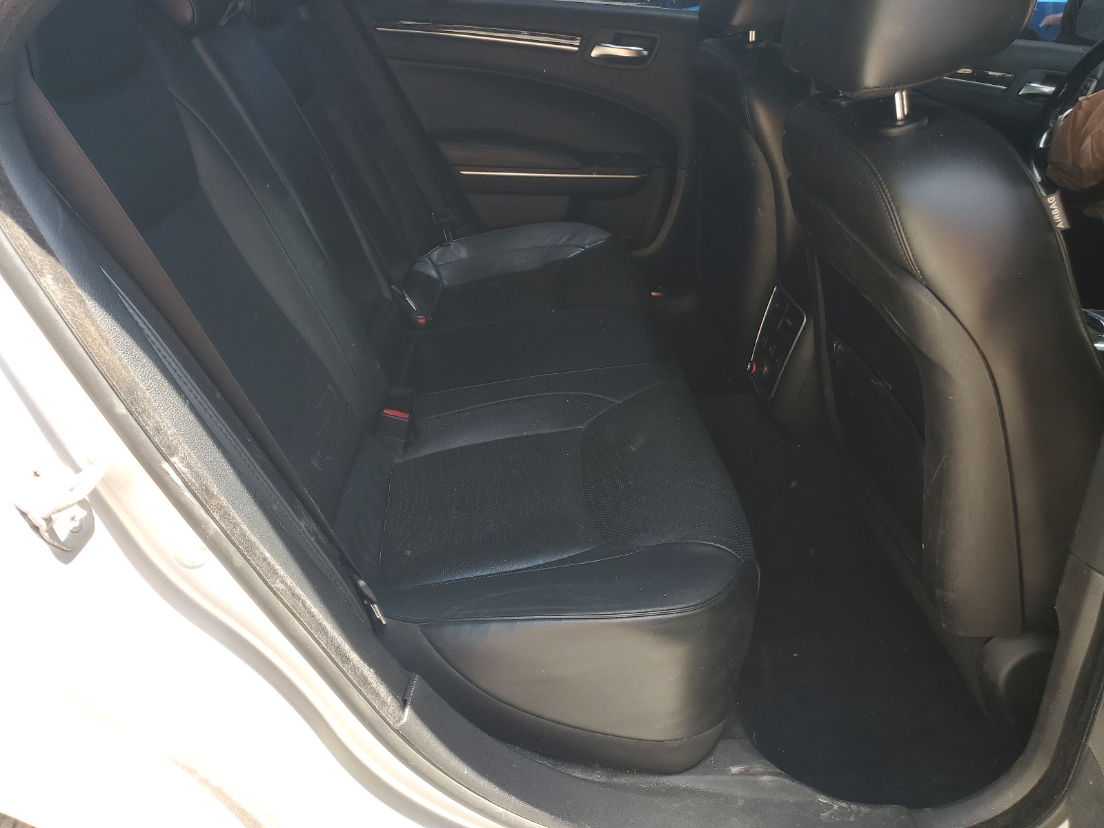 2C3CCAKT6CH196029 2012 Chrysler 300C