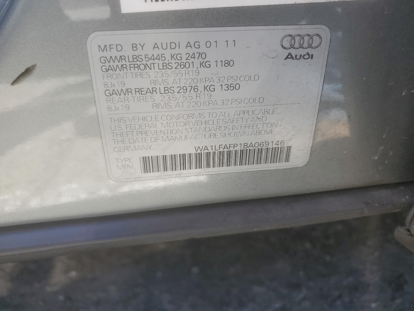 WA1LFAFP1BA069146 2011 Audi Q5 Premium Plus