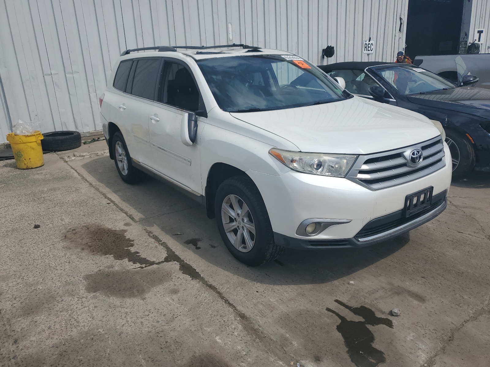 2012 Toyota Highlander Base vin: 5TDBK3EH7CS124674