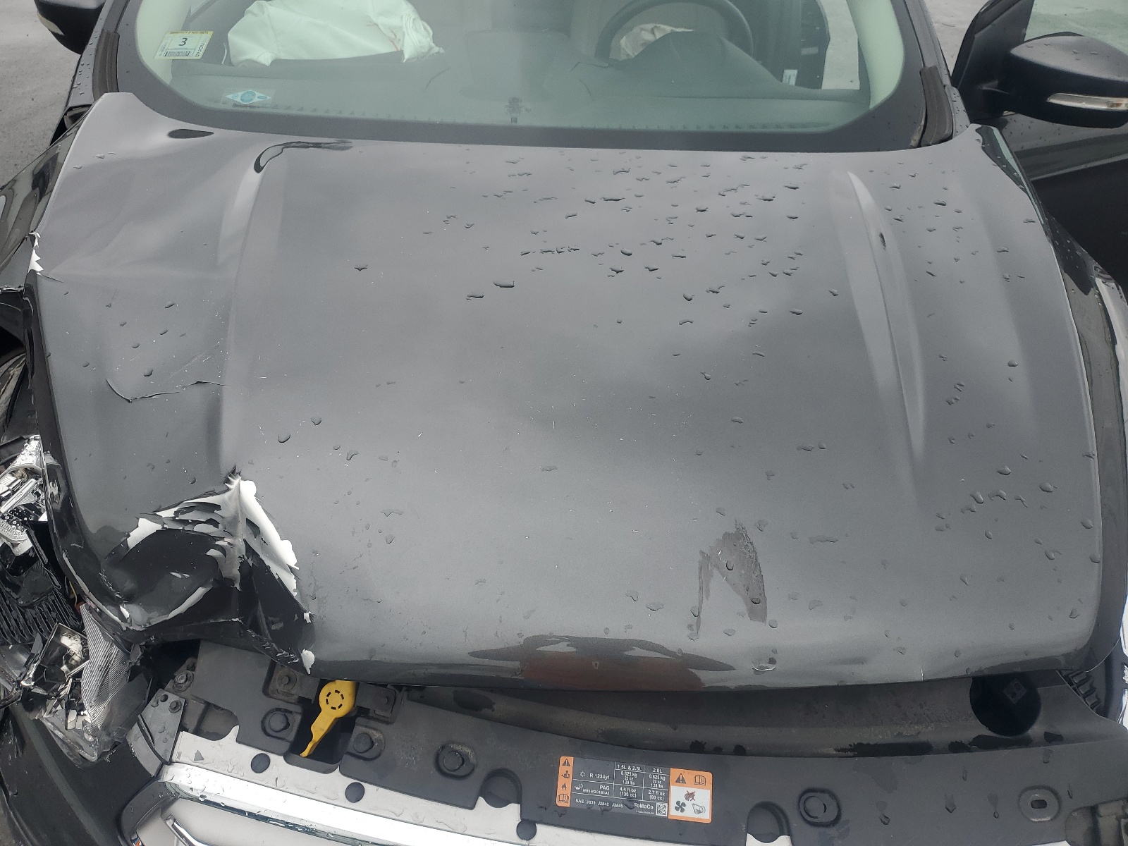 1FMCU9J92KUA37240 2019 Ford Escape Titanium